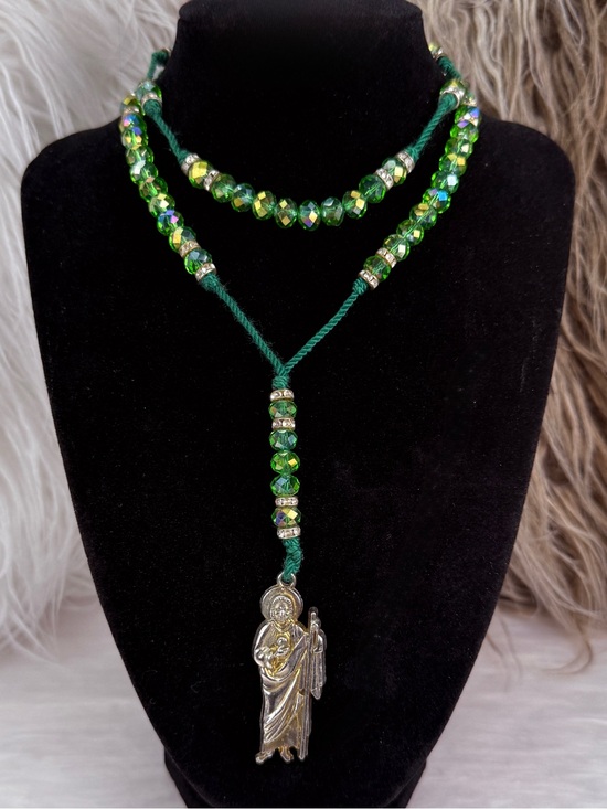 Jewelry - Vintage Saint Joseph Child Jesus Devotional Green Crystal Prayer Necklace